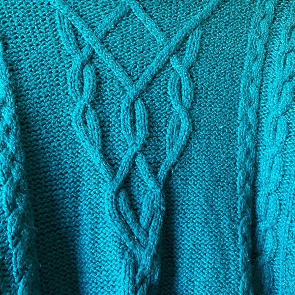 Aerie | Emerald Chunky Oversized Cable Knit Sweater - Picture 8 of 14
